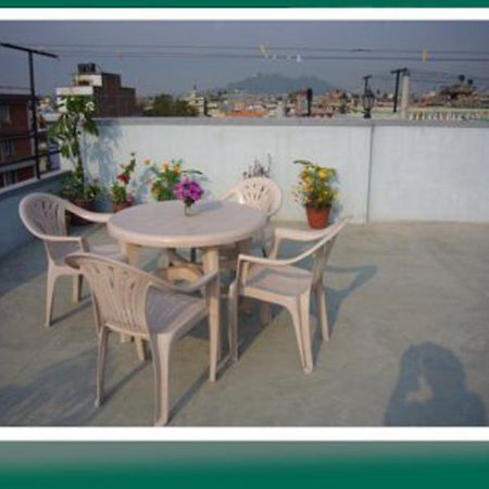 Le Rhododendron Chambres D'Hotes 카트만두 외부 사진